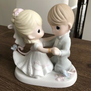 Precious Moments Figurine - wedding dance